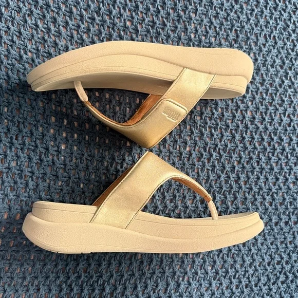 FitFlop Women's F-Mode Go Adjustable Toe-Post Sandal - Picture 5 of 11